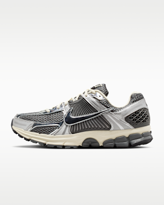 NIKE+ZOOM+VOMERO+5.png